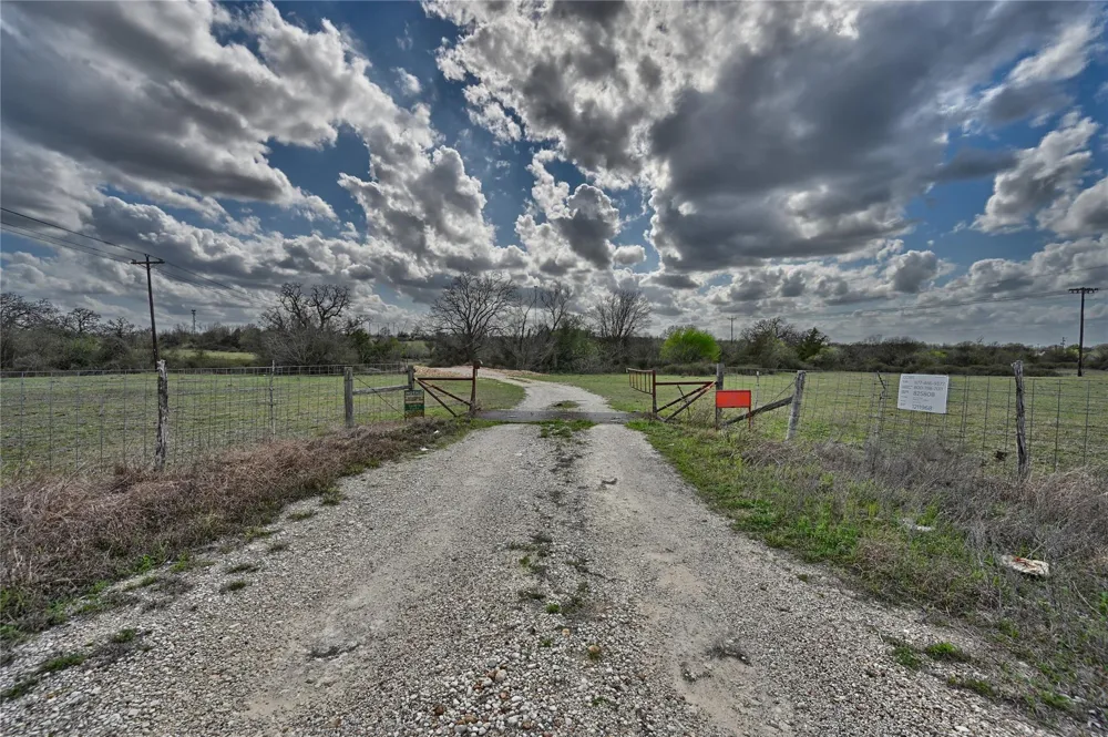 Fm 2440 Giddings, TX 78942