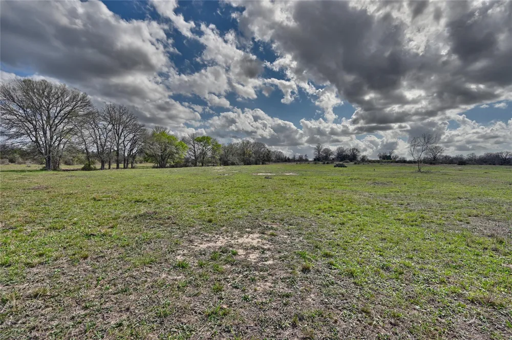 Fm 2440 Giddings, TX 78942