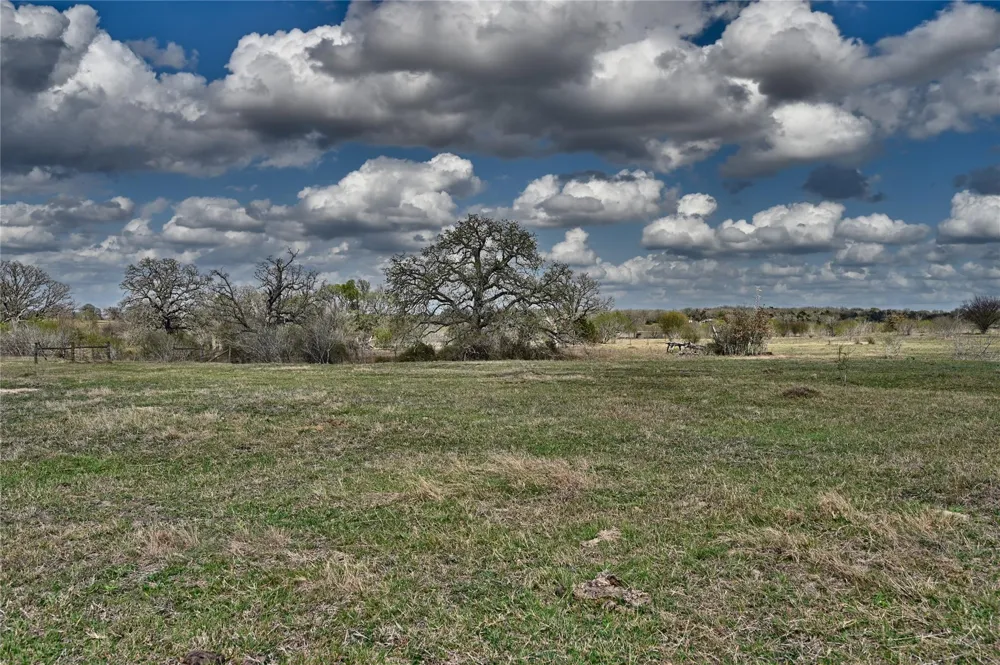Fm 2440 Giddings, TX 78942