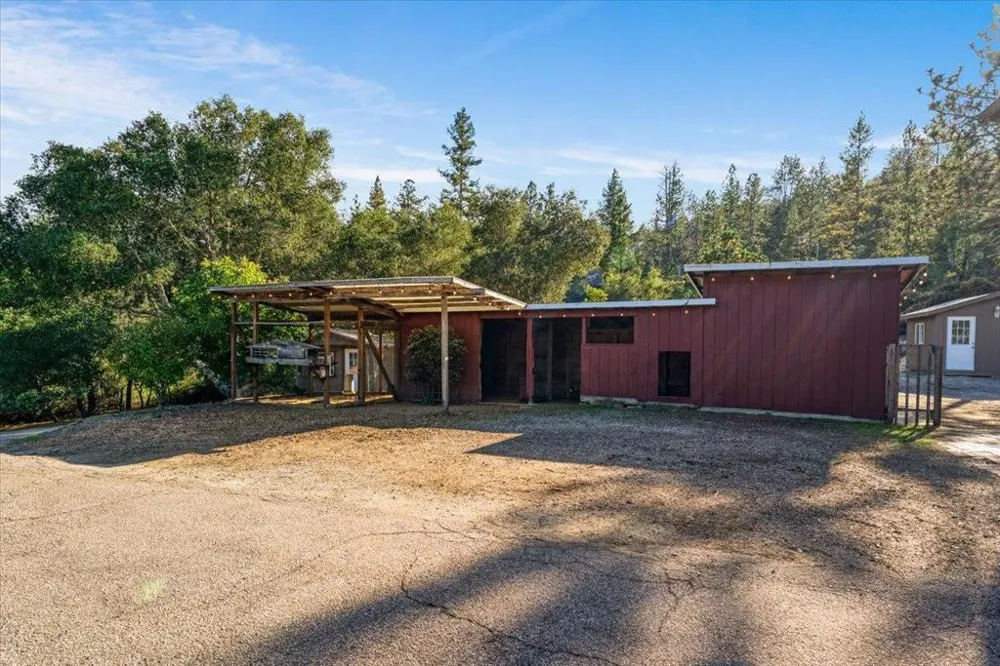 7409 Hihn Road Ben Lomond, CA 95005