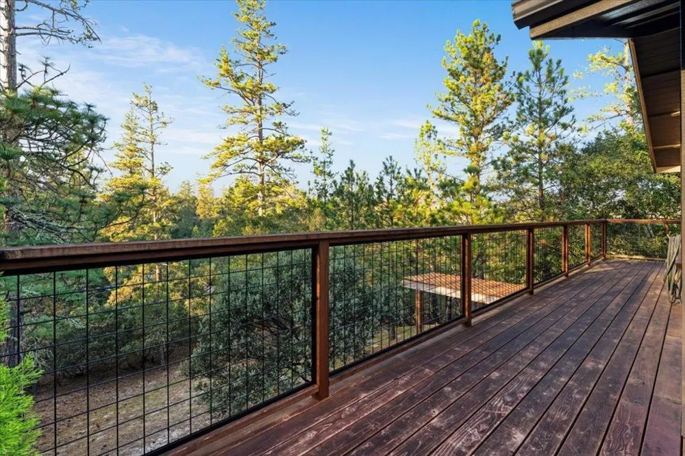 7409 Hihn Road Ben Lomond, CA 95005