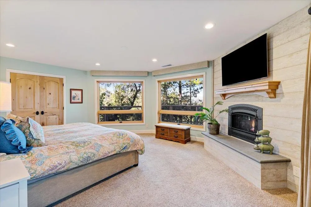 7409 Hihn Road Ben Lomond, CA 95005