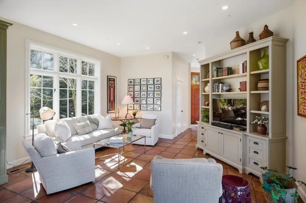 950 Espinosa Road Woodside, CA 94062