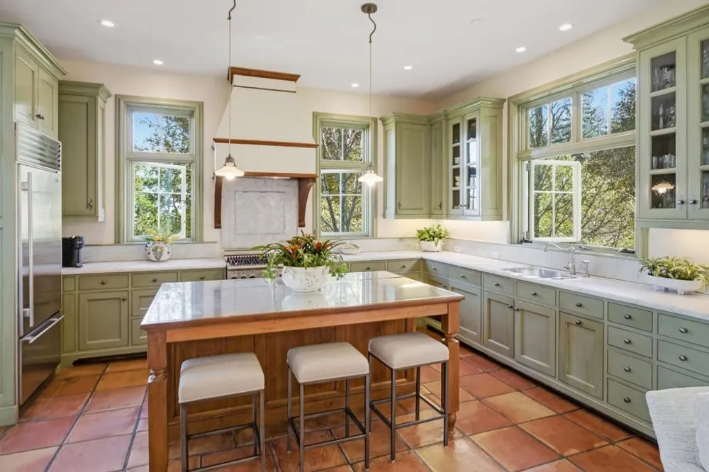 950 Espinosa Road Woodside, CA 94062