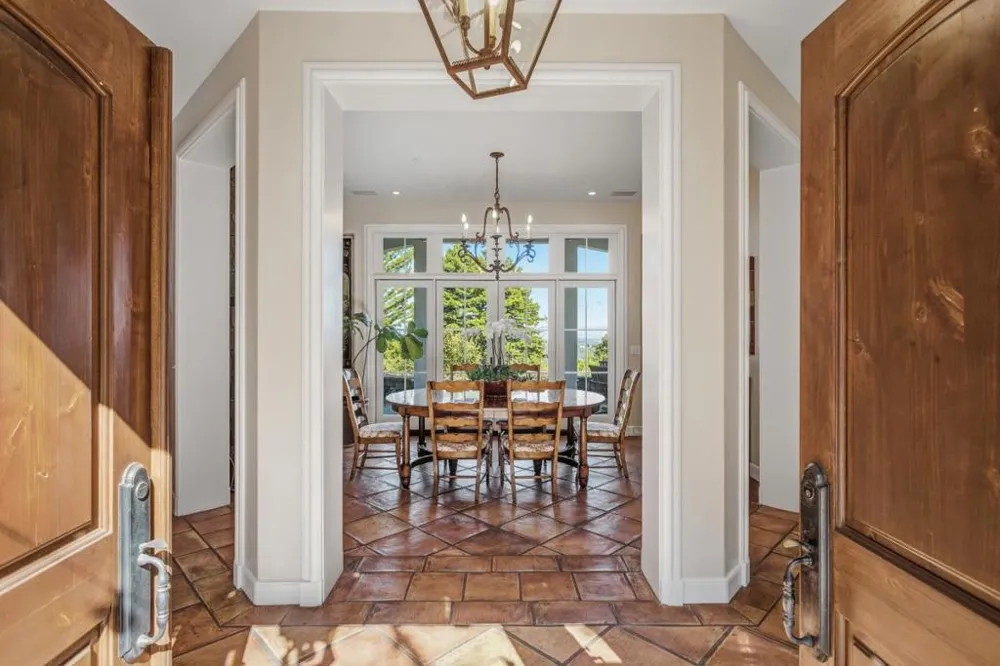 950 Espinosa Road Woodside, CA 94062