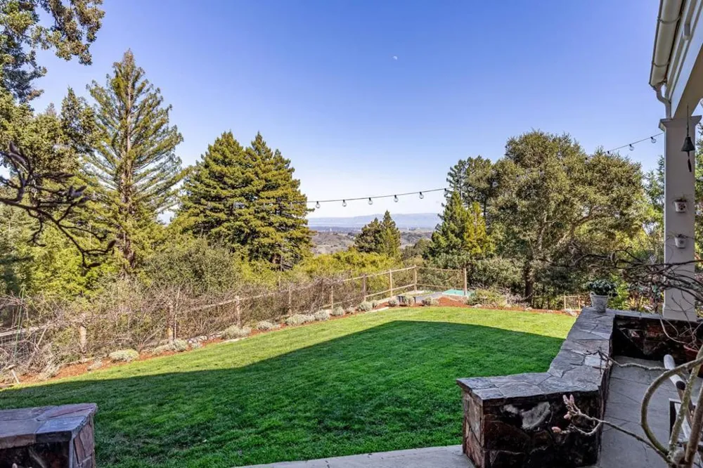 950 Espinosa Road Woodside, CA 94062