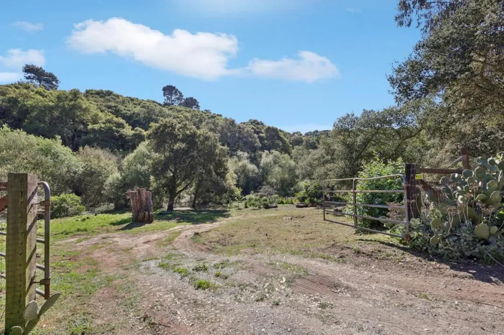 122 Strawberry Canyon Road Royal Oaks, CA 95076
