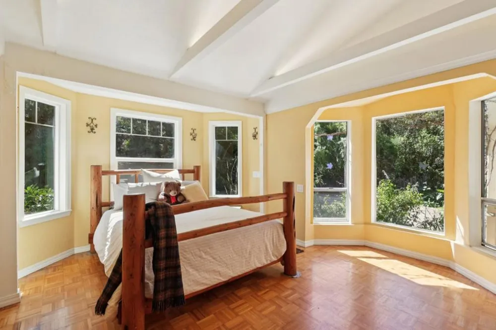 122 Strawberry Canyon Road Royal Oaks, CA 95076
