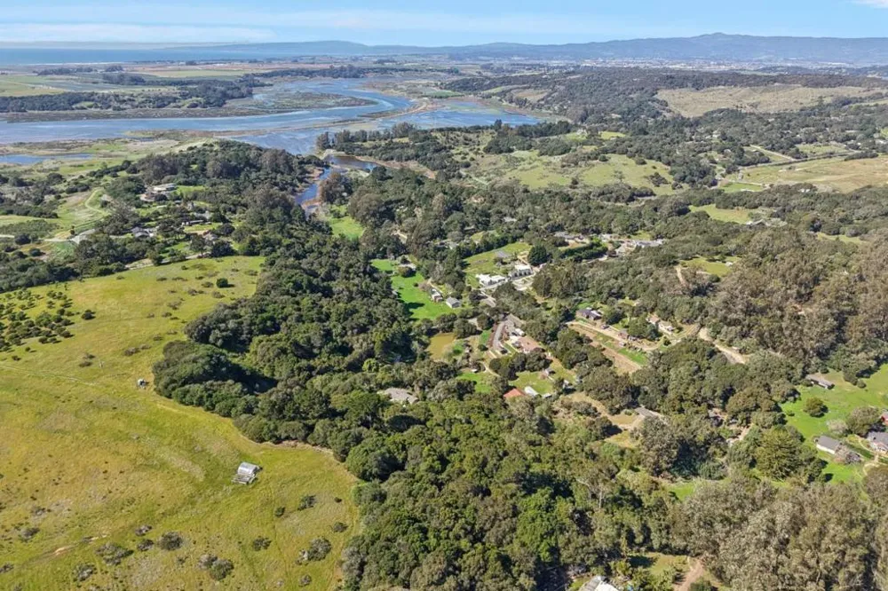 122 Strawberry Canyon Road Royal Oaks, CA 95076