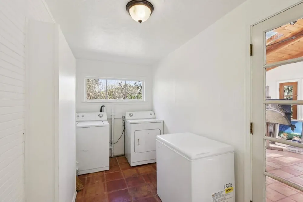 122 Strawberry Canyon Road Royal Oaks, CA 95076