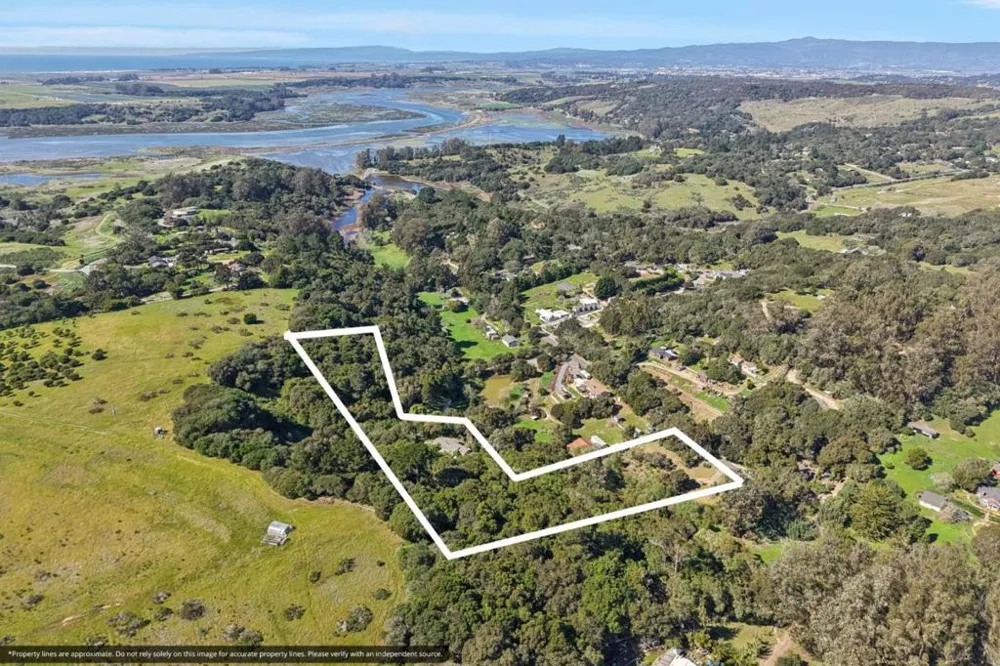 122 Strawberry Canyon Road Royal Oaks, CA 95076