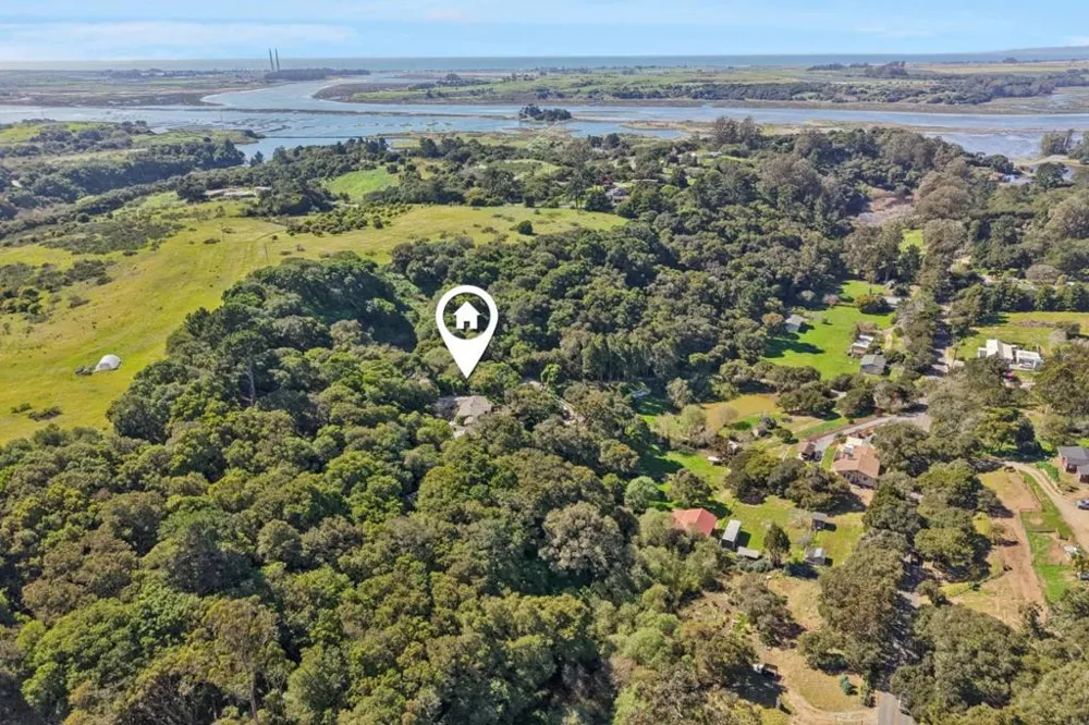 122 Strawberry Canyon Road Royal Oaks, CA 95076