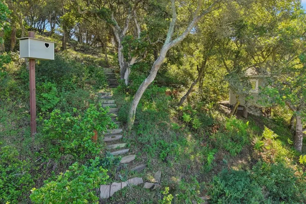122 Strawberry Canyon Road Royal Oaks, CA 95076