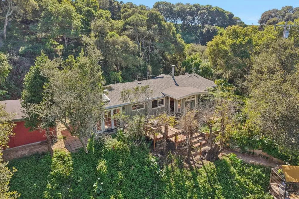 122 Strawberry Canyon Road Royal Oaks, CA 95076