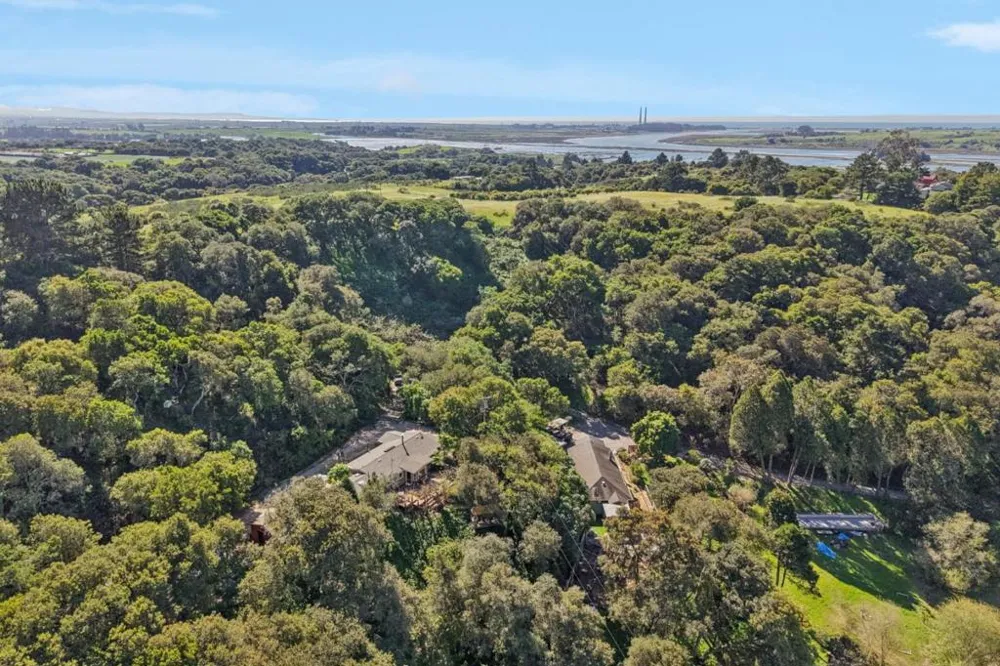 122 Strawberry Canyon Road Royal Oaks, CA 95076