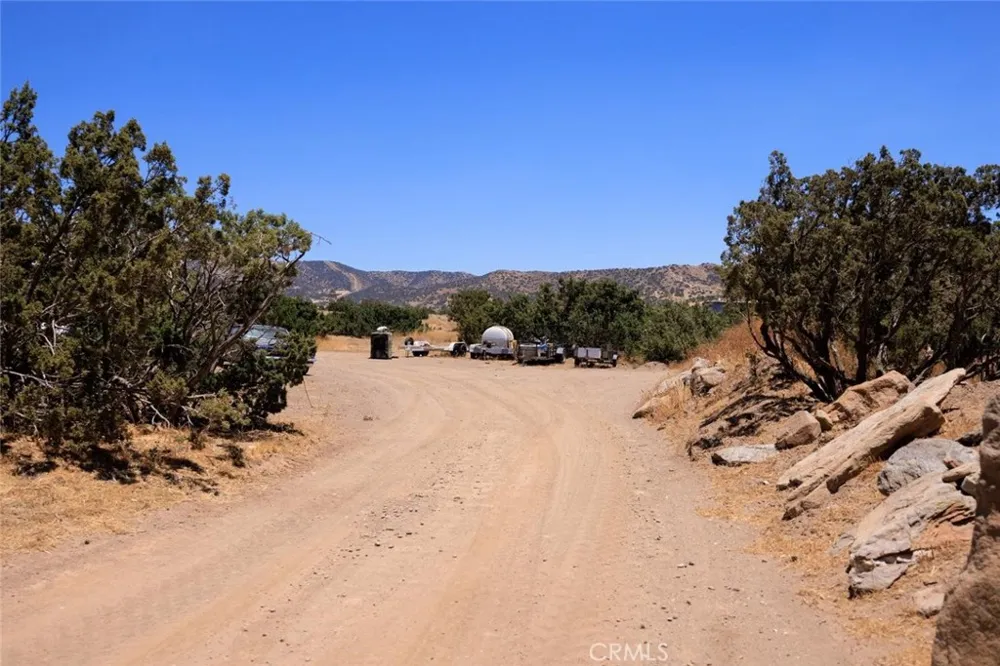 2 Hannah Ct Shannondale Acton, CA 93510
