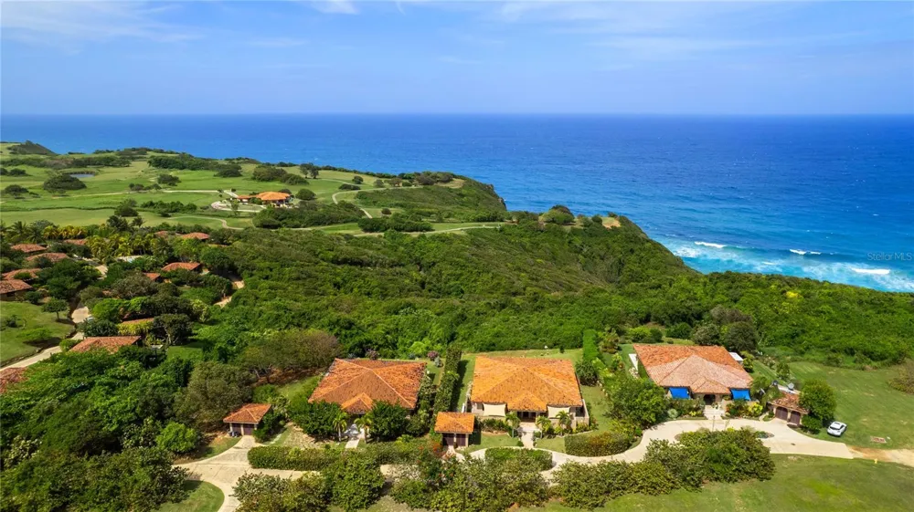 2 OCEAN GOLF VILLA ROYAL ISABELA Isabela, PR 00662