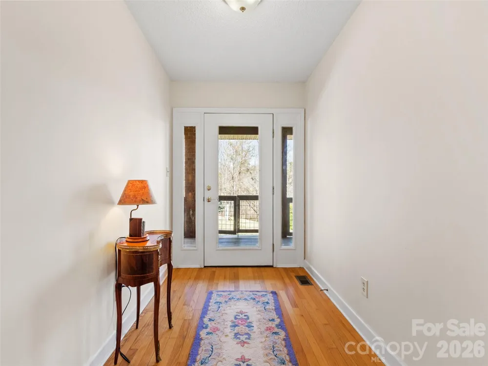126 Hillcrest Drive Barnardsville, NC 28709