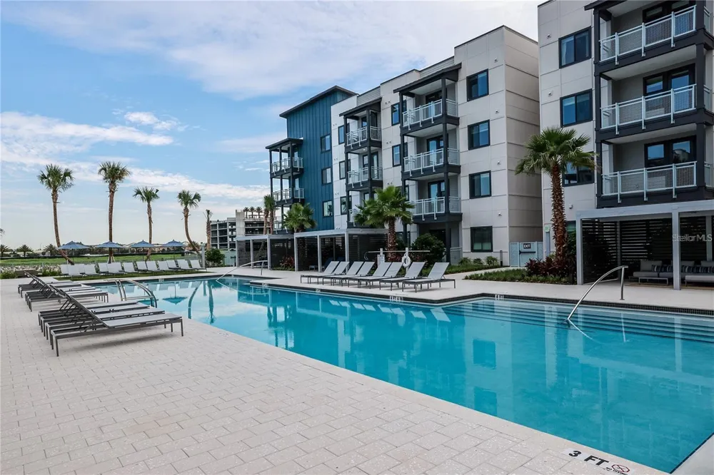 5127 W TYSON AVENUE #TH1 Tampa, FL 33611