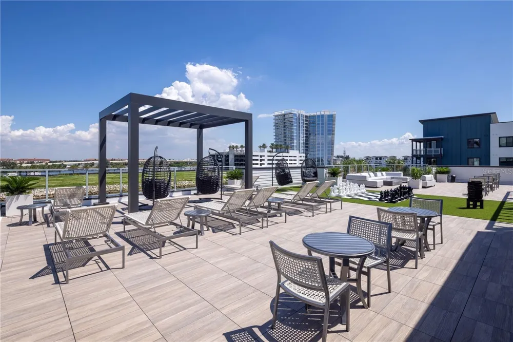 5127 W TYSON AVENUE #TH1 Tampa, FL 33611