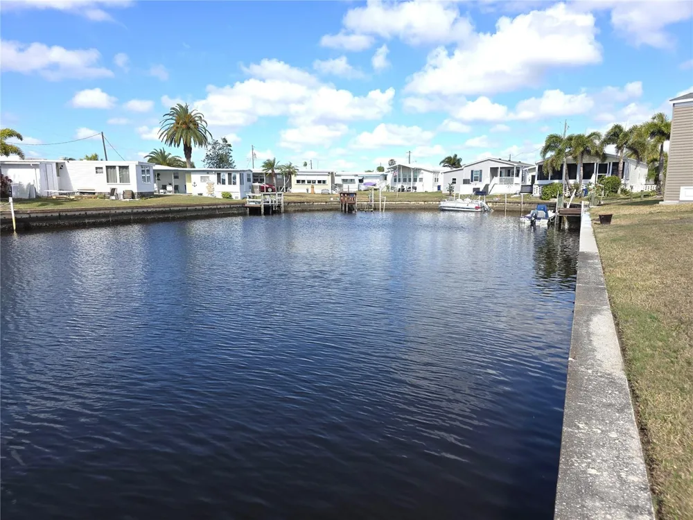 504 CLARION PLACE North Port, FL 34287