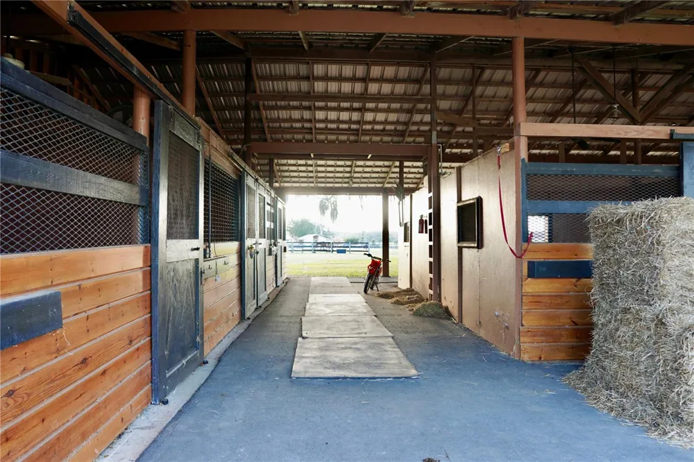 12895 NW GAINESVILLE ROAD Reddick, FL 32686
