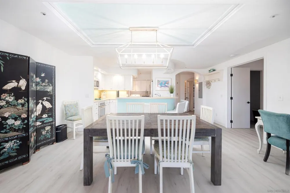 8263 Camino Del Oro #372 La Jolla, CA 92037