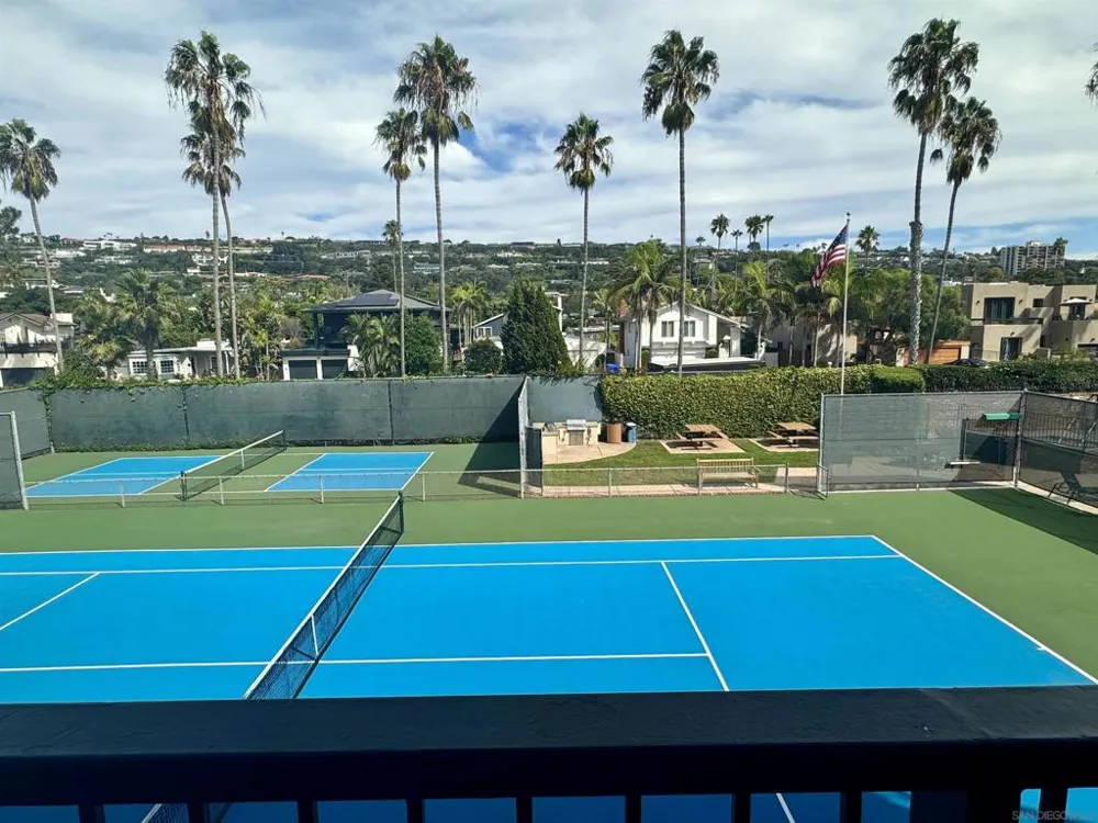 8263 Camino Del Oro #372 La Jolla, CA 92037