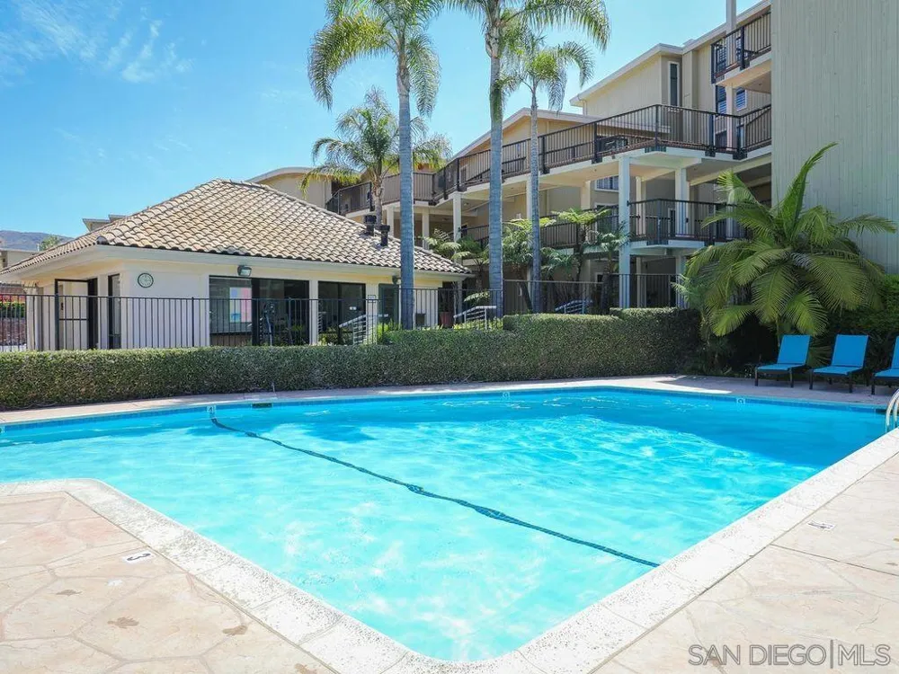 8263 Camino Del Oro #372 La Jolla, CA 92037