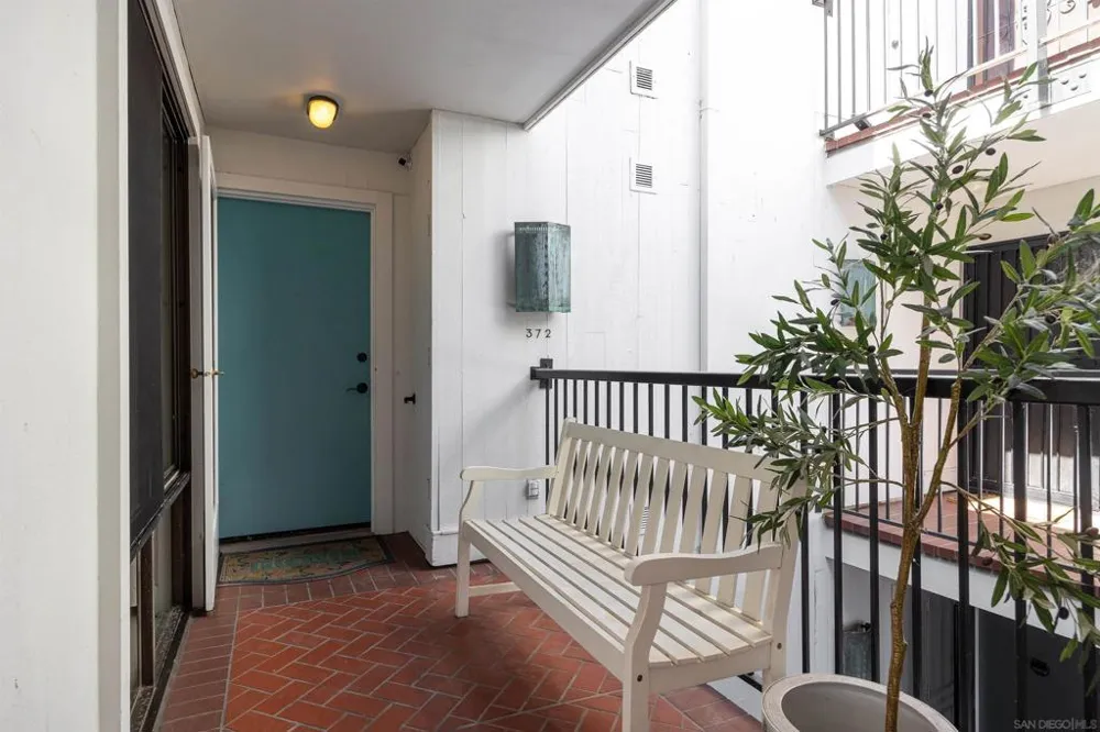 8263 Camino Del Oro #372 La Jolla, CA 92037