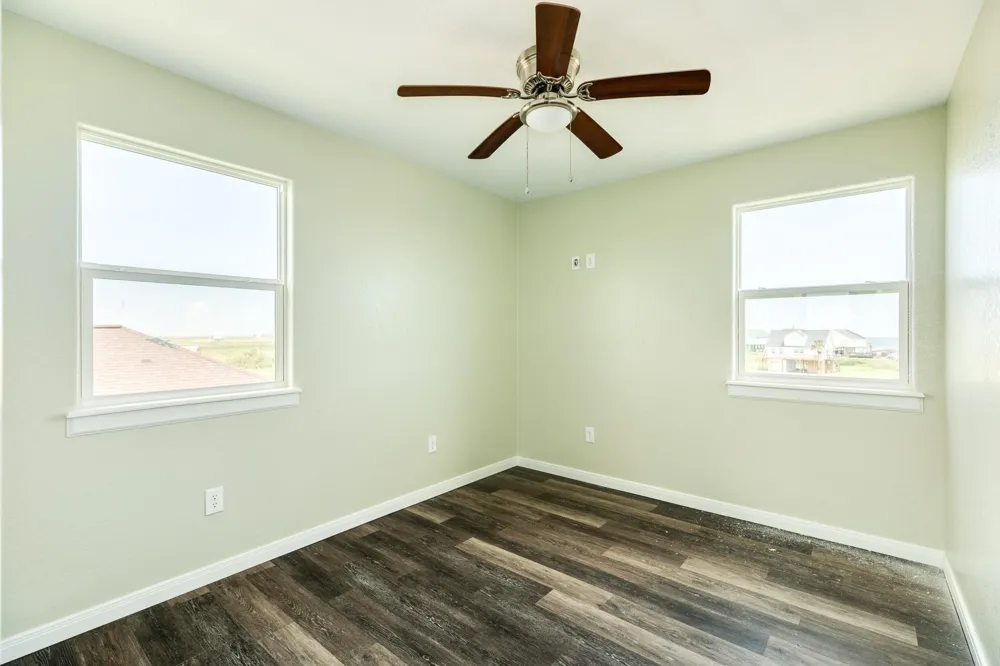 4726 Palm Street Freeport, TX 77541