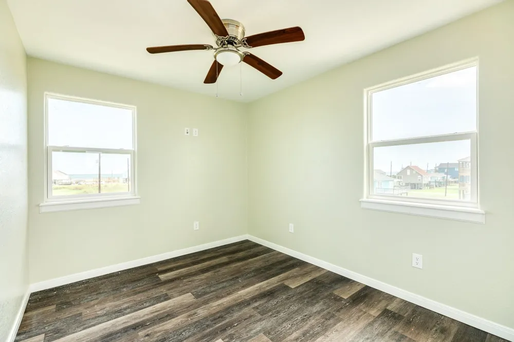 4726 Palm Street Freeport, TX 77541