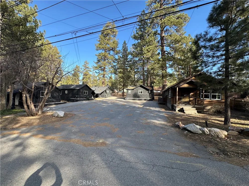 449 Georgia Big Bear Lake, CA 92315