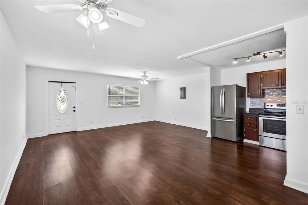 1801 BEDFORD LANE #27 Sun City Center, FL 33573