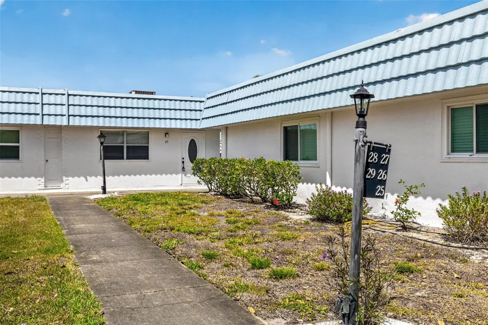 1801 BEDFORD LANE #27 Sun City Center, FL 33573