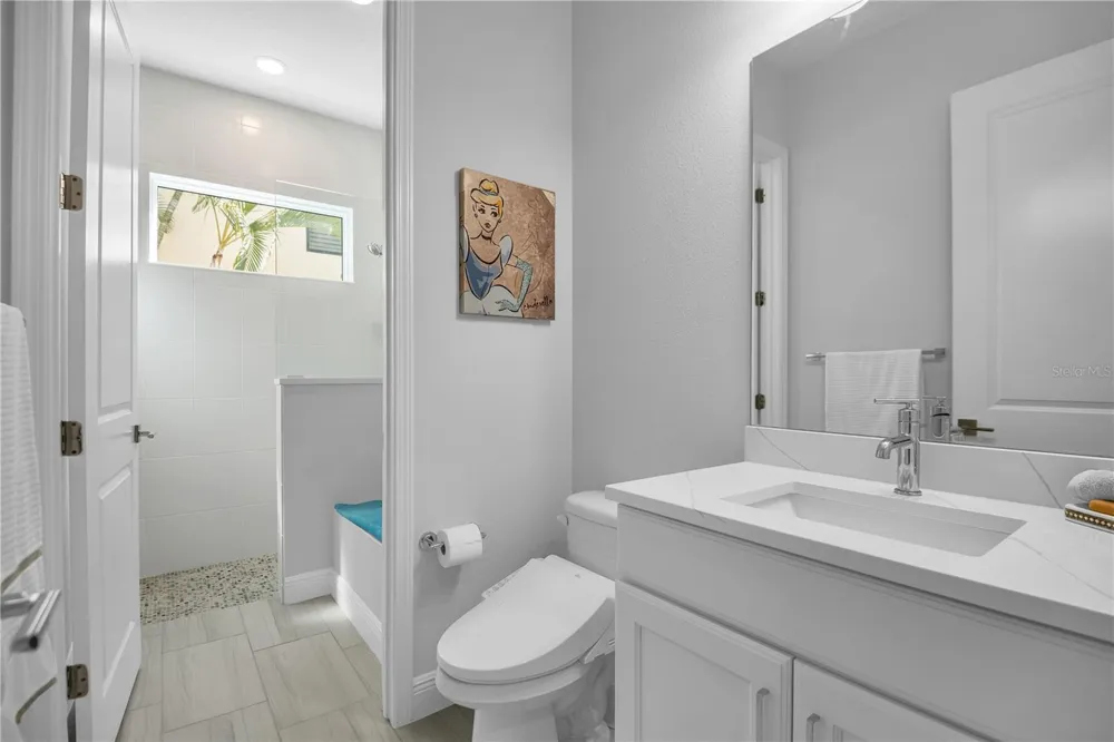 5215 TITLE ROW DRIVE Bradenton, FL 34210