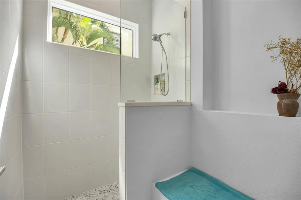 5215 TITLE ROW DRIVE Bradenton, FL 34210