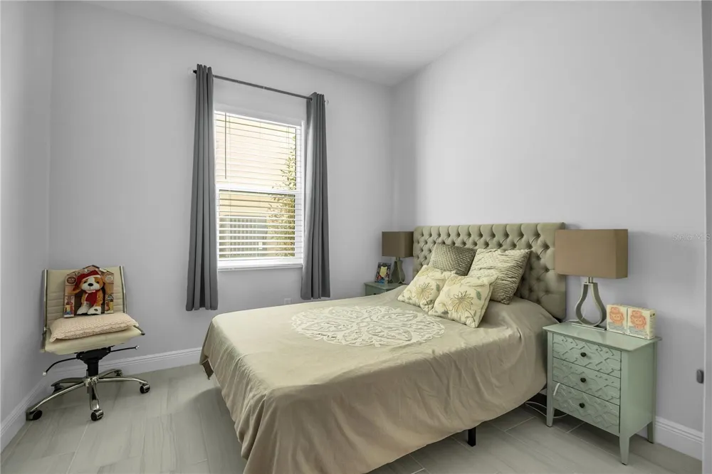 5215 TITLE ROW DRIVE Bradenton, FL 34210
