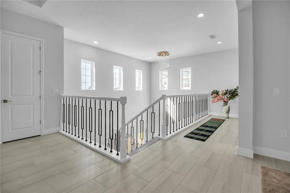 5215 TITLE ROW DRIVE Bradenton, FL 34210