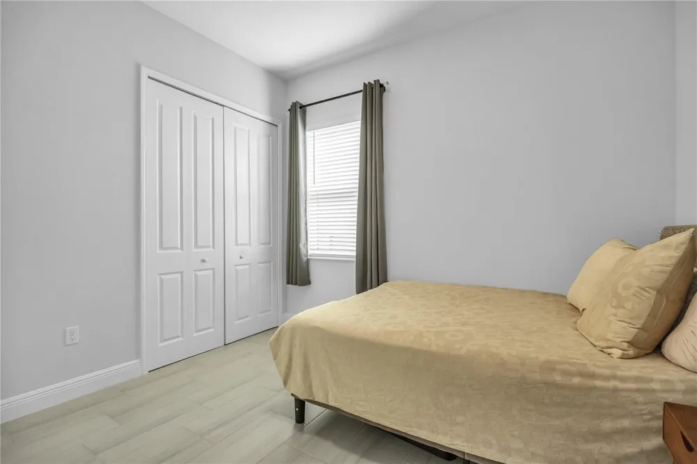 5215 TITLE ROW DRIVE Bradenton, FL 34210
