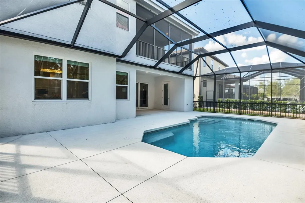5215 TITLE ROW DRIVE Bradenton, FL 34210