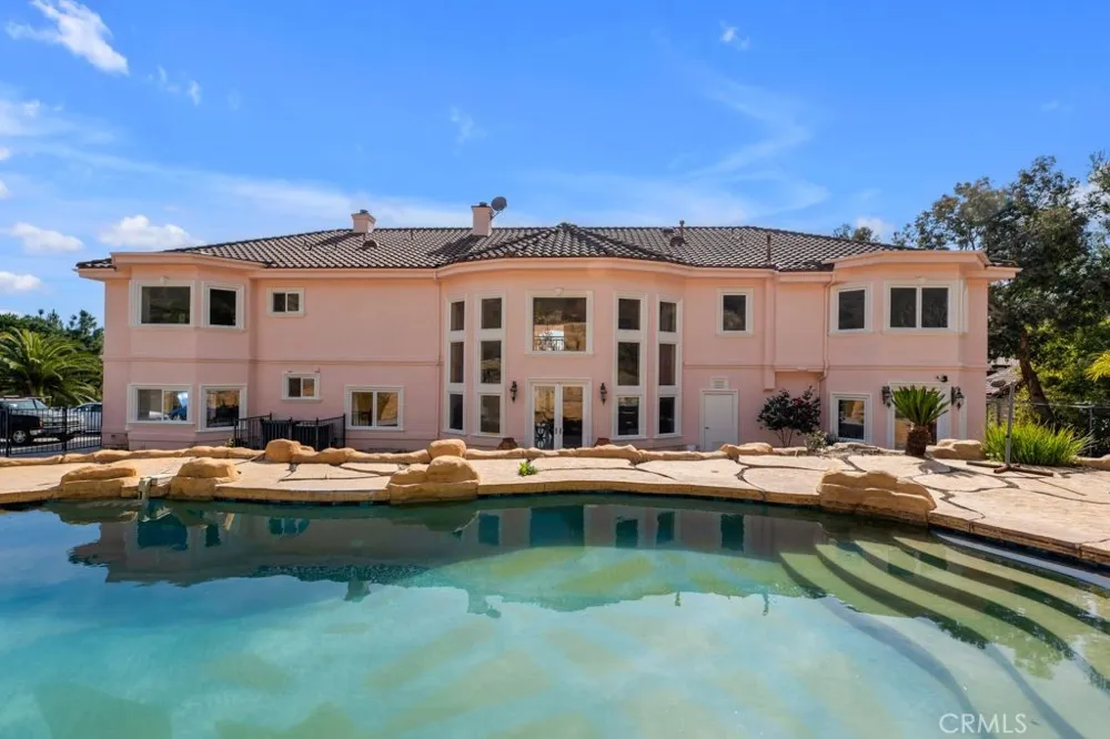 15 Maverick Lane Bell Canyon, CA 91307