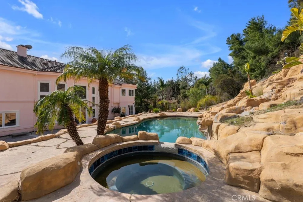 15 Maverick Lane Bell Canyon, CA 91307