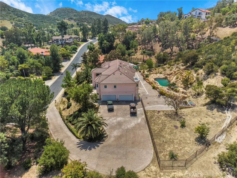 15 Maverick Lane Bell Canyon, CA 91307
