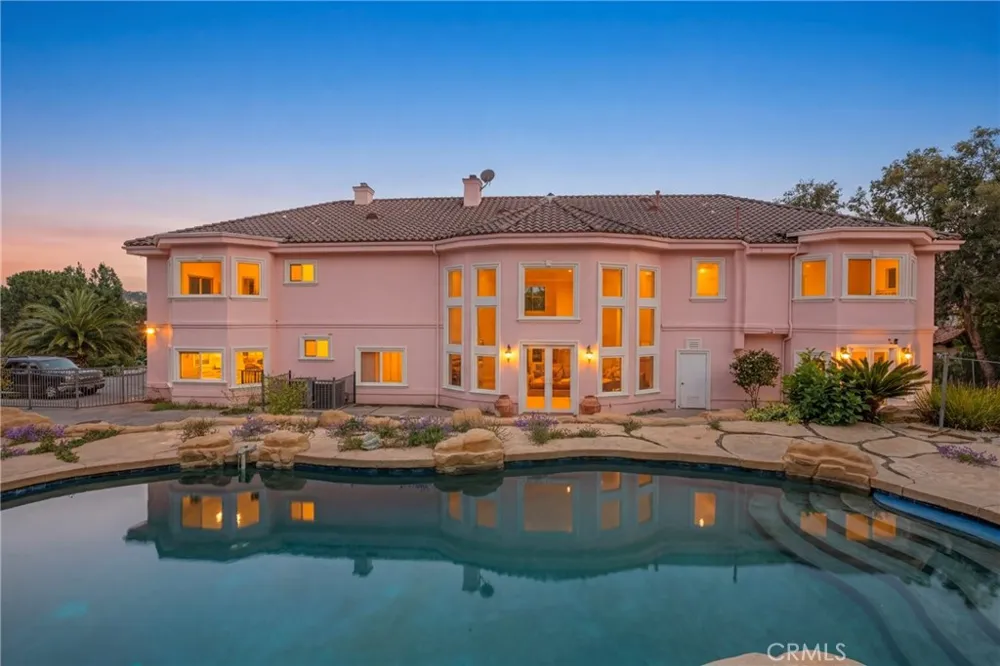 15 Maverick Lane Bell Canyon, CA 91307