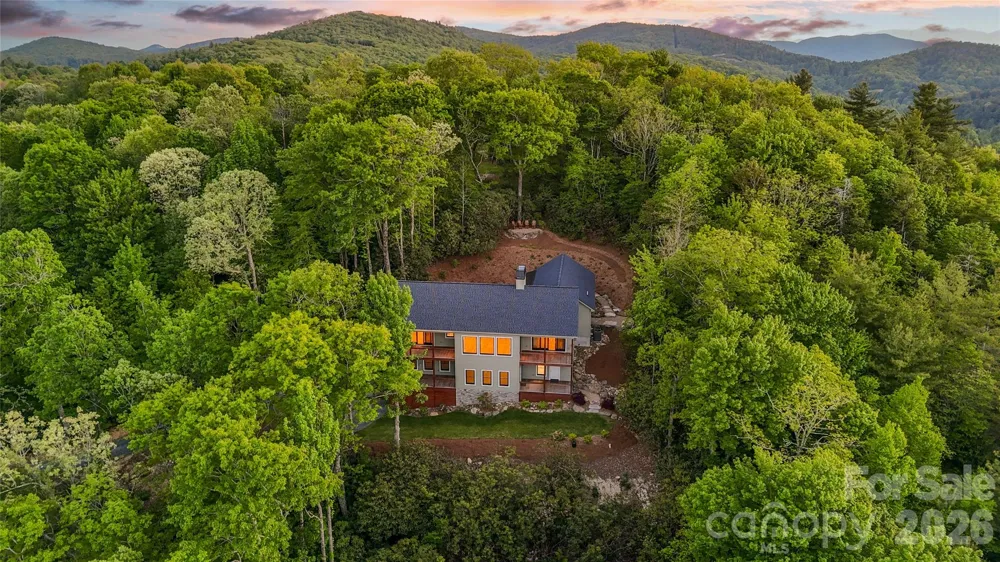 3434 Old Jonas Ridge Road Newland, NC 28657