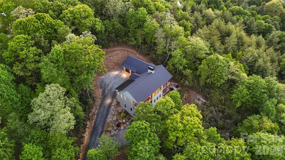 3434 Old Jonas Ridge Road Newland, NC 28657