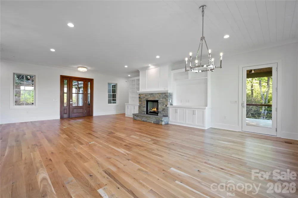 3434 Old Jonas Ridge Road Newland, NC 28657