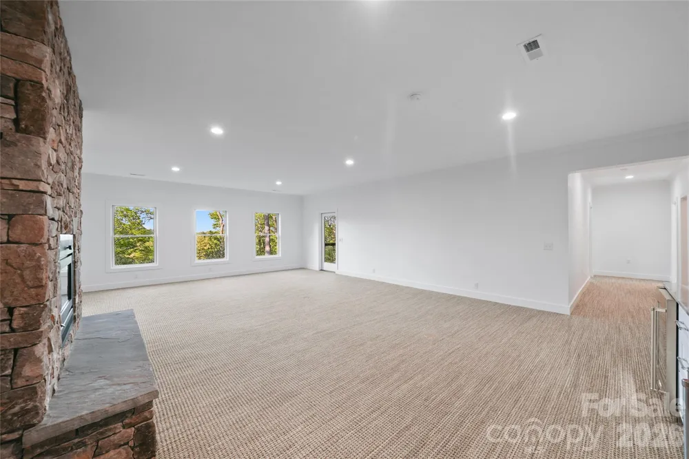 3434 Old Jonas Ridge Road Newland, NC 28657