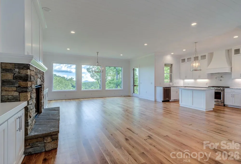3434 Old Jonas Ridge Road Newland, NC 28657